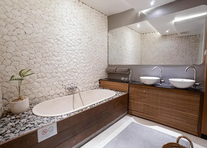 Villa Duadewi 3br In The Heart Of By Santi Management *
