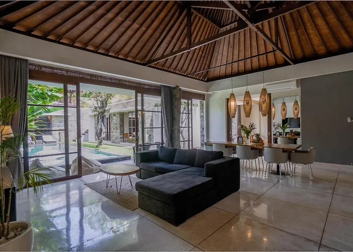 Duadewi 3br In The Heart Of By Santi Management Villa